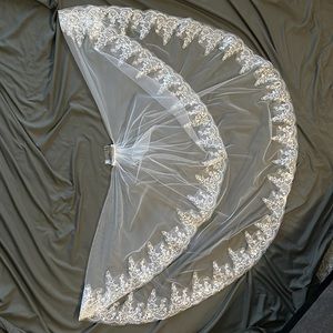 34 Inch Sequin Bridal Wedding Veil